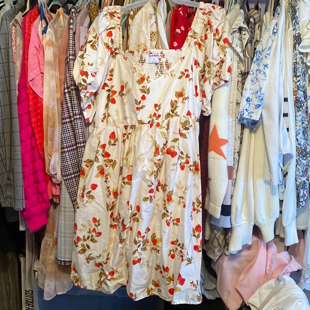 Old Navy Strawberry Print Dress Sz XL